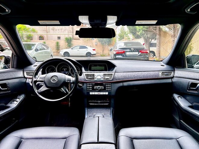 Mercedes E 220 2013, 270,000 km - 2.1 l - Bakı