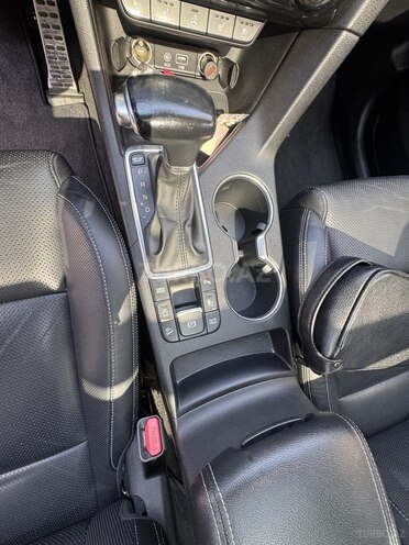 Kia Sportage 2016, 240,000 km - 2.0 l - Bakı