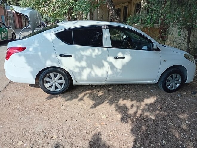 Nissan Latio 2012, 70,000 km - 1.2 l - Bakı