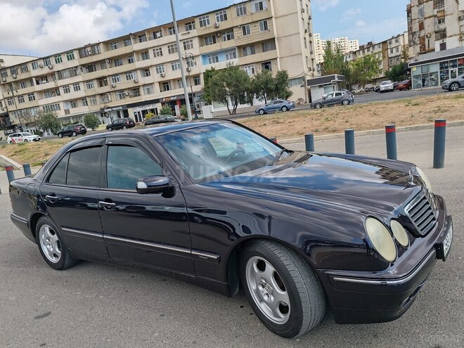 Mercedes E 220 1999, 325,000 km - 2.2 l - Bakı