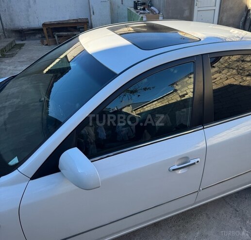 Hyundai Sonata-4