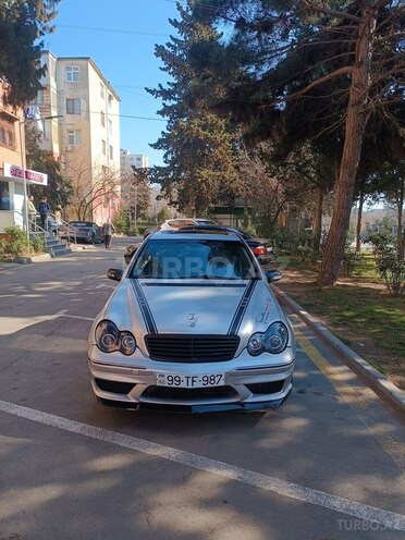 Mercedes C 240 2003, 260,000 km - 2.6 l - Bakı