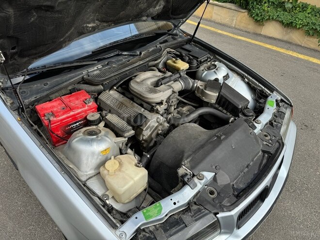 BMW 318 1994, 270,000 km - 1.8 l - Bakı