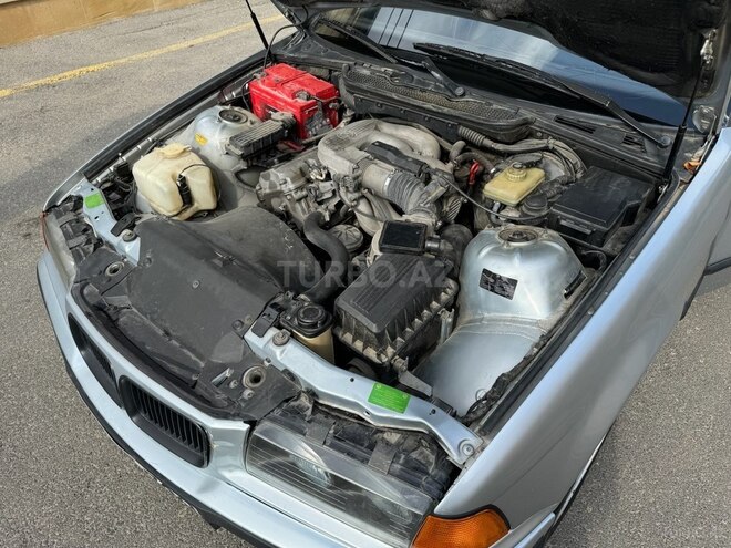 BMW 318 1994, 270,000 km - 1.8 l - Bakı