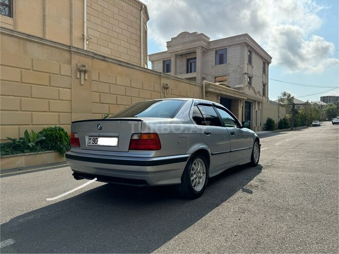 BMW 318 1994, 270,000 km - 1.8 l - Bakı