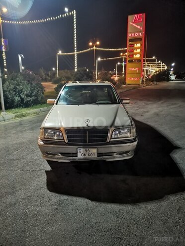 Mercedes C 230 1999, 370,000 km - 2.3 l - Sumqayıt