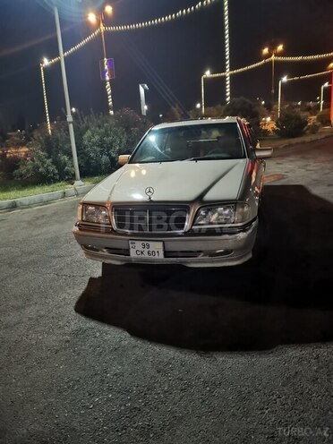 Mercedes C 230 1999, 370,000 km - 2.3 l - Sumqayıt