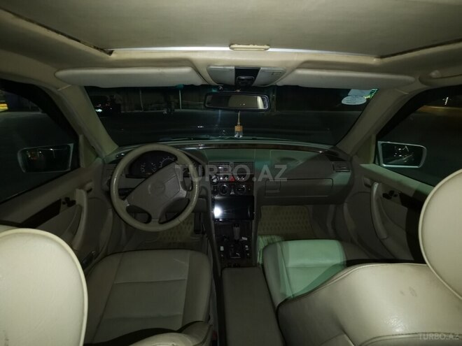 Mercedes C 230 1999, 370,000 km - 2.3 l - Sumqayıt