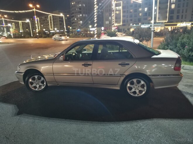 Mercedes C 230 1999, 370,000 km - 2.3 l - Sumqayıt