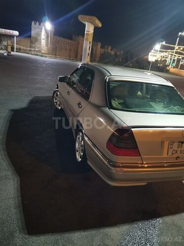 Mercedes C 230 1999, 370,000 km - 2.3 l - Sumqayıt