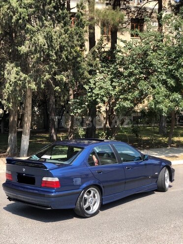 BMW 320 1998, 325,000 km - 2.0 l - Bakı