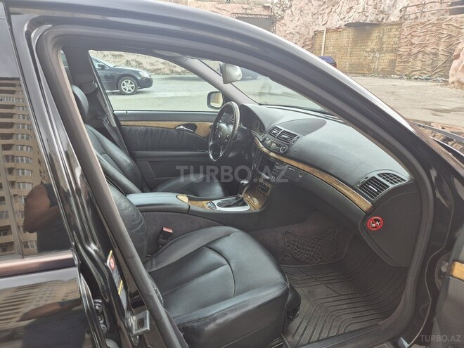 Mercedes E 280 2006, 402,000 km - 3.0 l - Bakı