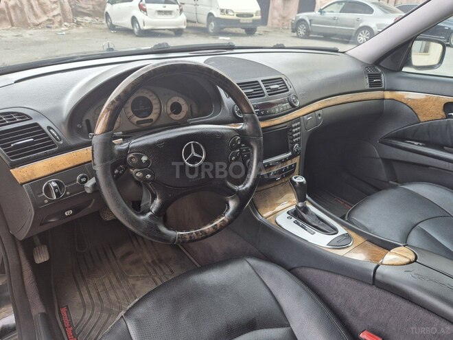 Mercedes E 280 2006, 402,000 km - 3.0 l - Bakı