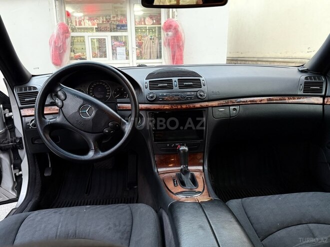 Mercedes E 270 2004, 298,311 km - 2.7 l - Bakı