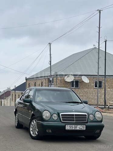 Mercedes E 240 1999, 331,536 km - 2.4 l - Gəncə