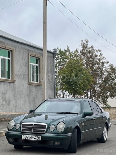 Mercedes E 240 1999, 331,536 km - 2.4 l - Gəncə