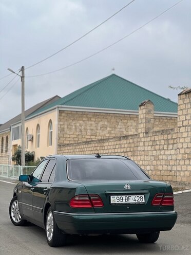 Mercedes E 240 1999, 331,536 km - 2.4 l - Gəncə