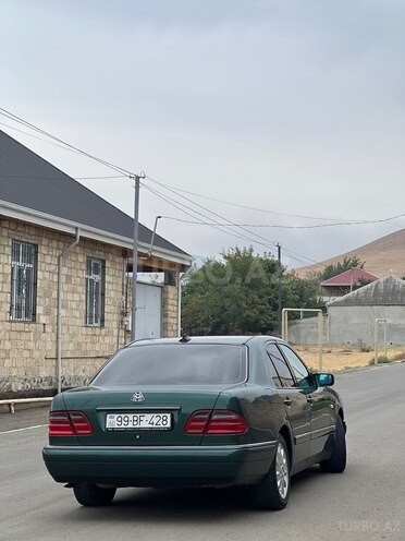 Mercedes E 240 1999, 331,536 km - 2.4 l - Gəncə