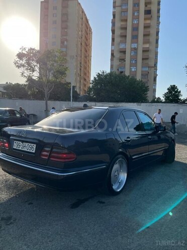 Mercedes E 320 2000, 252,539 km - 3.2 l - Bakı