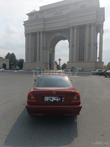 Mercedes C 180 1998, 235,000 km - 1.8 l - Gəncə