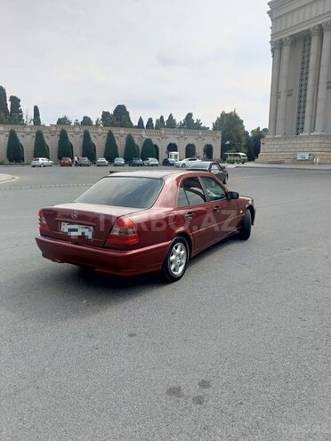 Mercedes C 180 1998, 235,000 km - 1.8 l - Gəncə