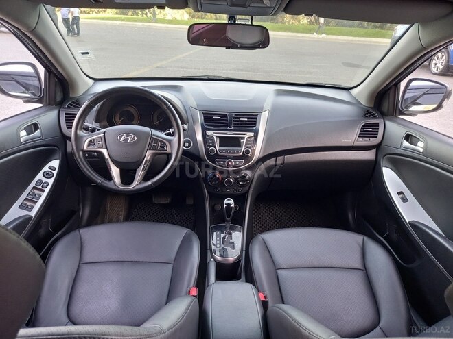 Hyundai Accent 2017, 129,022 km - 1.4 l - Bakı