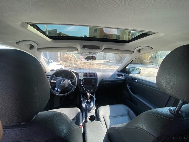Volkswagen Jetta 2011, 238,666 km - 2.5 l - Bakı