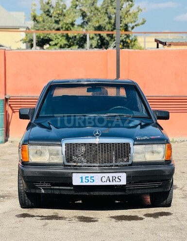 Mercedes 190-1