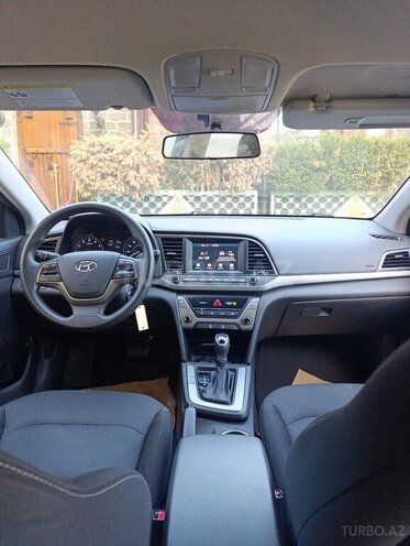 Hyundai Elantra 2018, 151,278 km - 2.0 л - Bakı