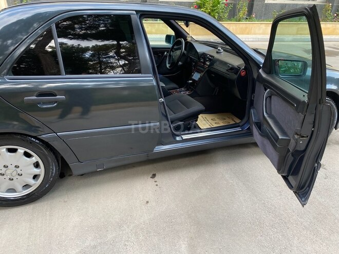Mercedes C 200 1997, 323,022 km - 2.0 л - Bakı