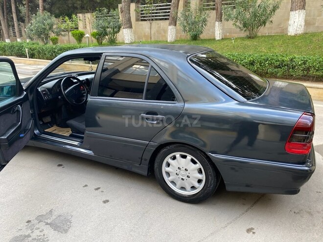 Mercedes C 200 1997, 323,022 km - 2.0 л - Bakı