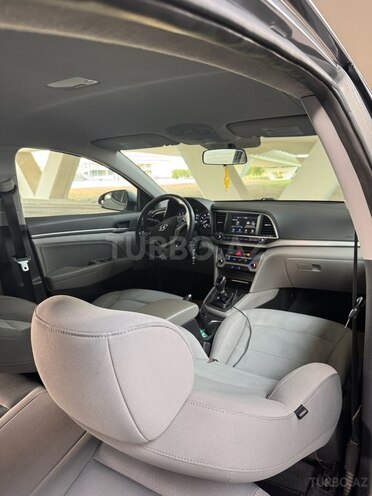 Hyundai Elantra 2017, 181,855 km - 2.0 л - Bakı