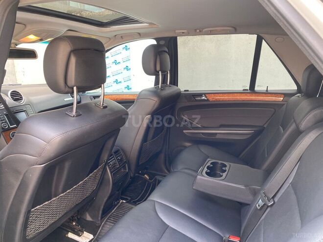 Mercedes ML 350 2009, 275,000 km - 3.5 l - Bakı
