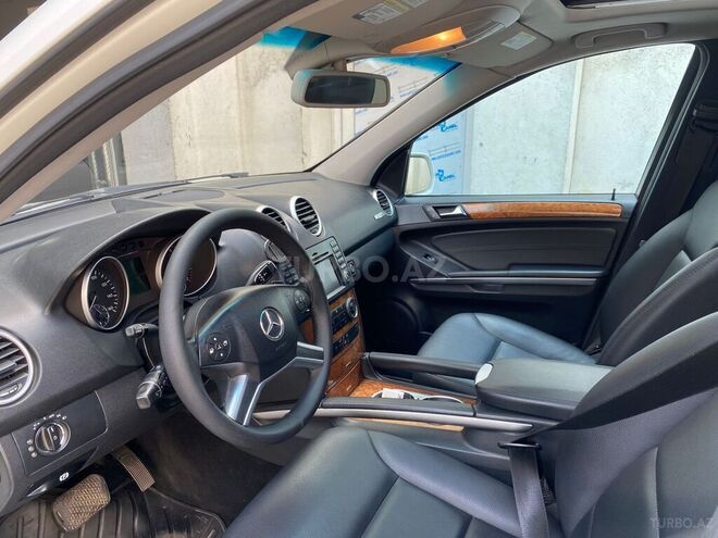 Mercedes ML 350 2009, 275,000 km - 3.5 l - Bakı