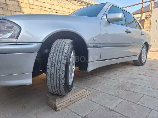 Mercedes C 220 1999, 275,000 km - 2.2 l - Bakı