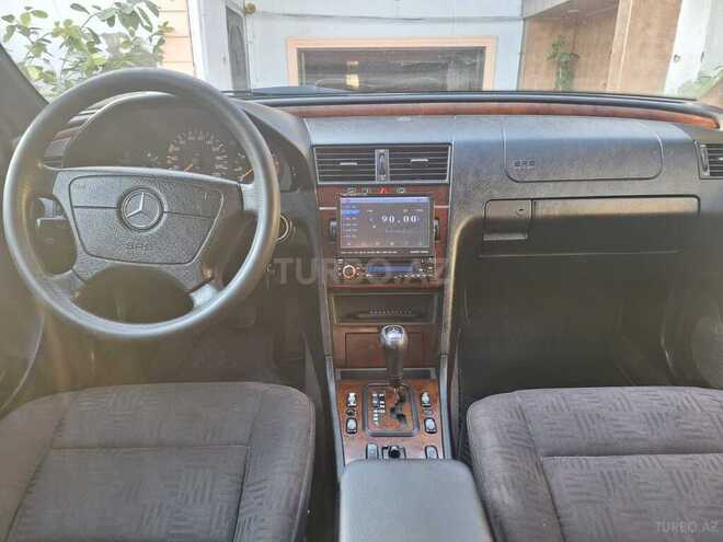 Mercedes C 220 1999, 275,000 km - 2.2 l - Bakı