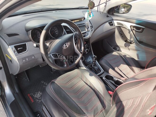 Hyundai Elantra 2015, 183,868 km - 1.8 л - Bakı