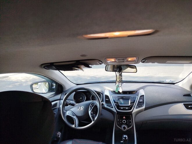 Hyundai Elantra 2015, 183,868 km - 1.8 л - Bakı