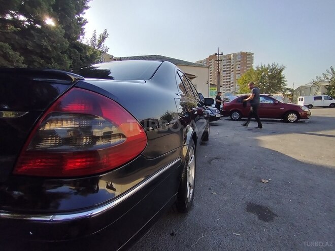 Mercedes E 220 2006, 394,500 km - 2.2 l - Bakı