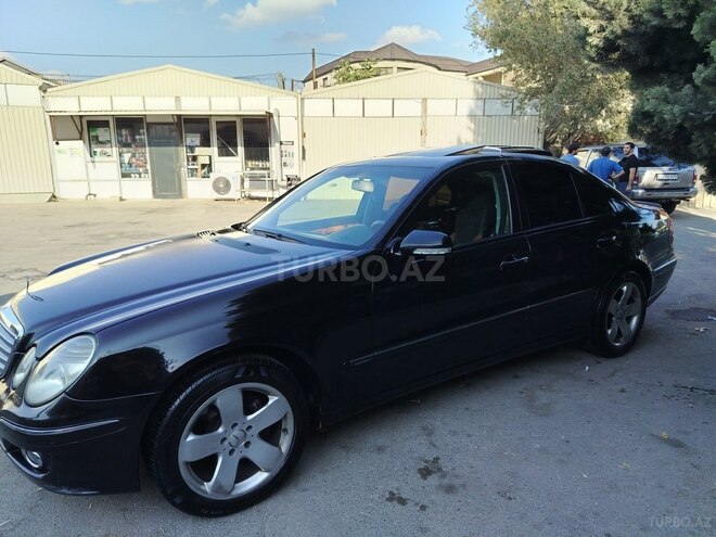 Mercedes E 220 2006, 394,500 km - 2.2 l - Bakı