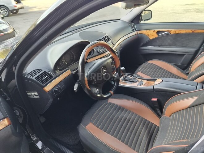 Mercedes E 220 2006, 394,500 km - 2.2 l - Bakı