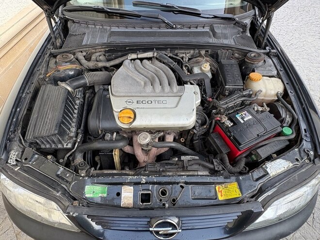 Opel Vectra 1997, 370,000 km - 1.6 l - Bakı
