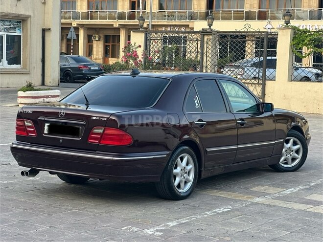 Mercedes E 230 1998, 254,782 km - 2.3 l - Bakı