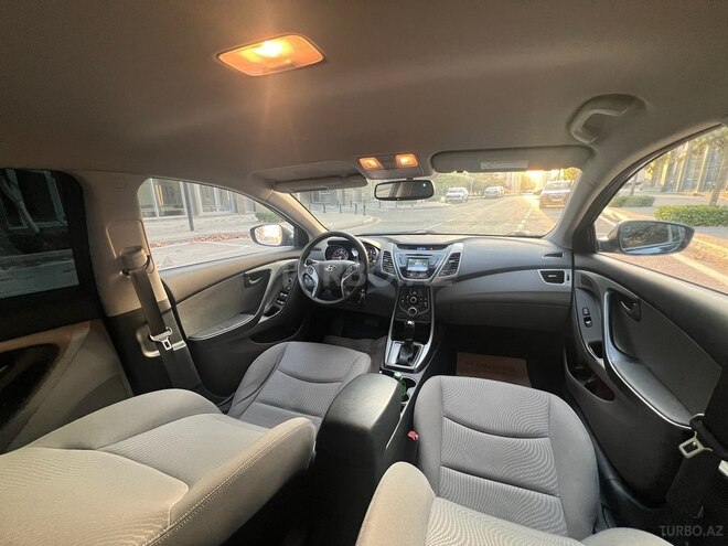 Hyundai Elantra 2015, 109,000 km - 1.8 l - Bakı