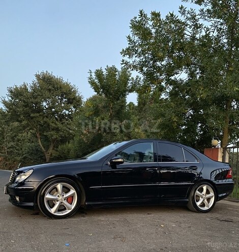 Mercedes C 230 2006, 405,000 km - 2.5 l - Masallı