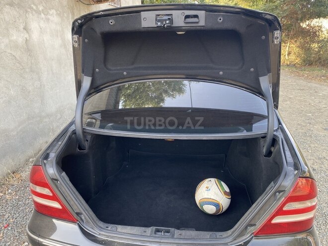 Mercedes C 230 2006, 405,000 km - 2.5 l - Masallı