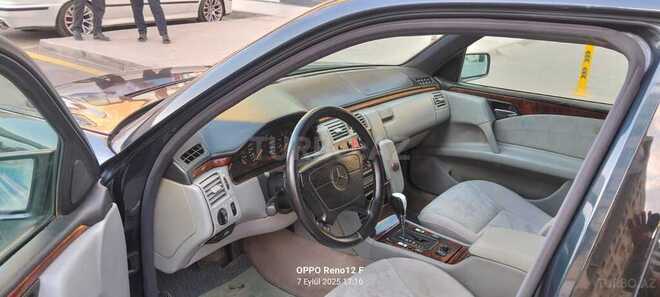 Mercedes E 240 1998, 290,600 km - 2.4 l - Sumqayıt