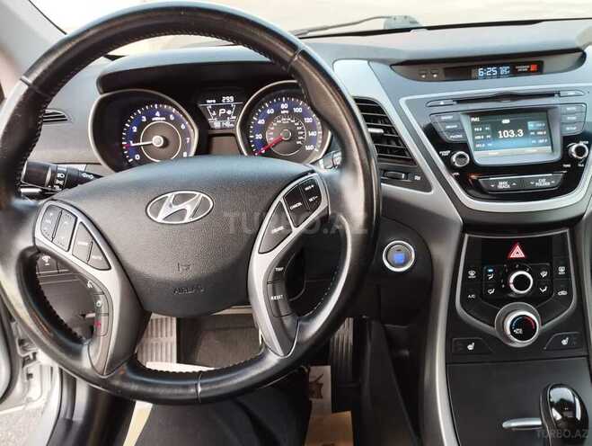 Hyundai Elantra 2015, 98,190 km - 1.8 l - Bakı