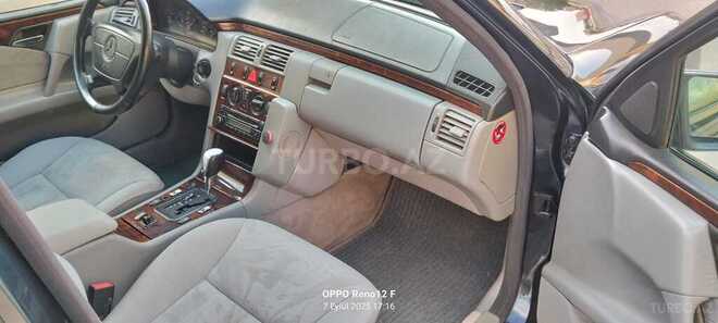 Mercedes E 240 1998, 290,600 km - 2.4 l - Sumqayıt
