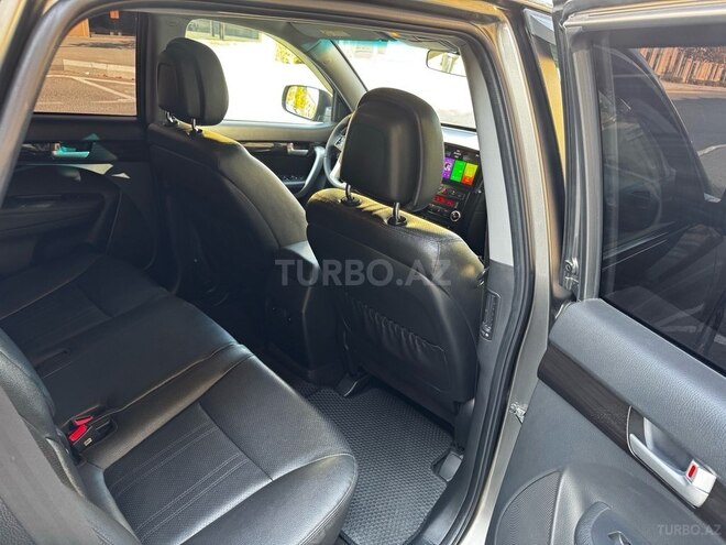 Kia Sorento 2011, 237,000 km - 2.0 л - Bakı